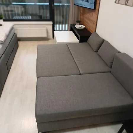 Apartament Lumi Zadov Stachy